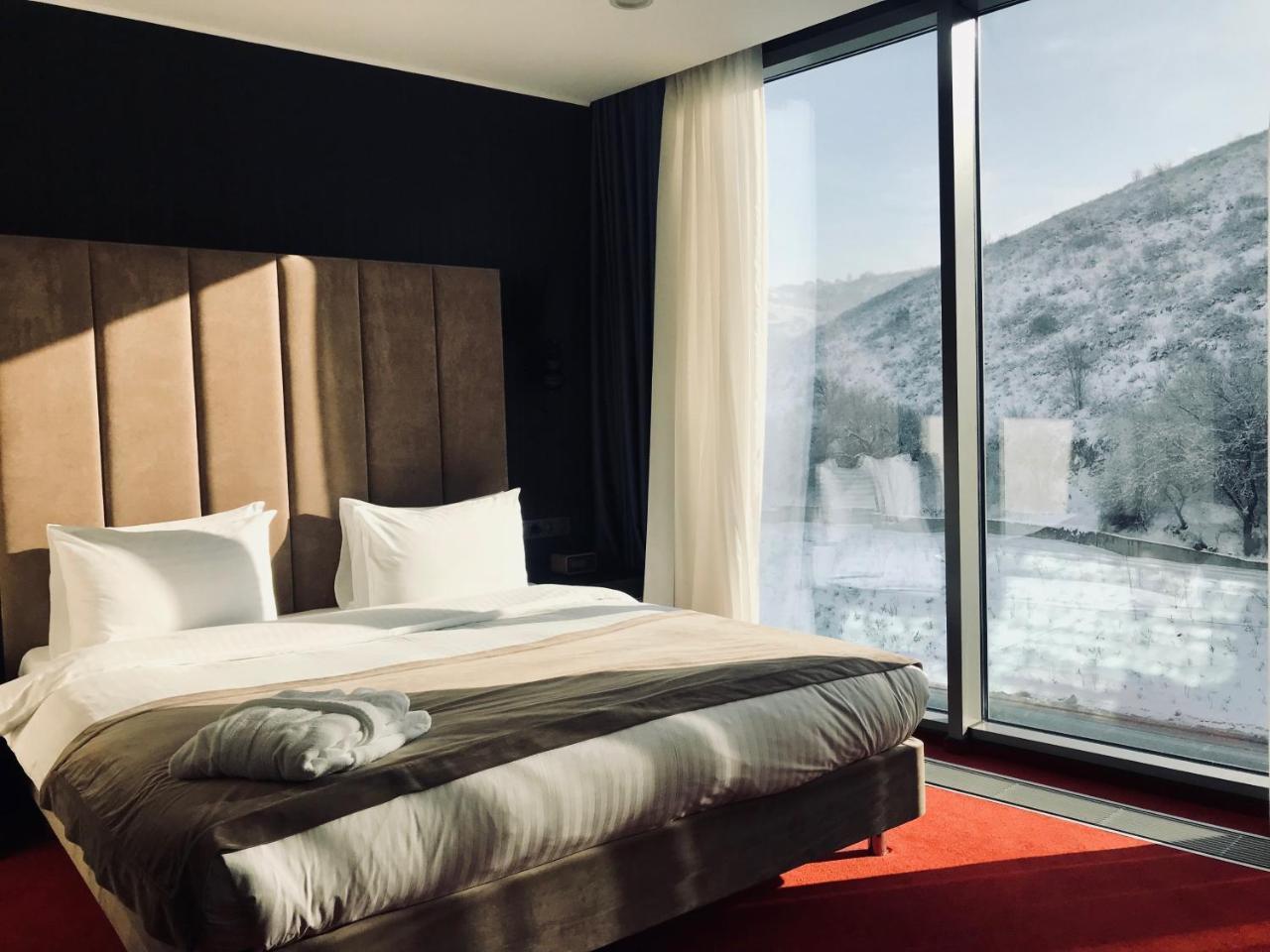 Maqan Hotel Almati Kültér fotó