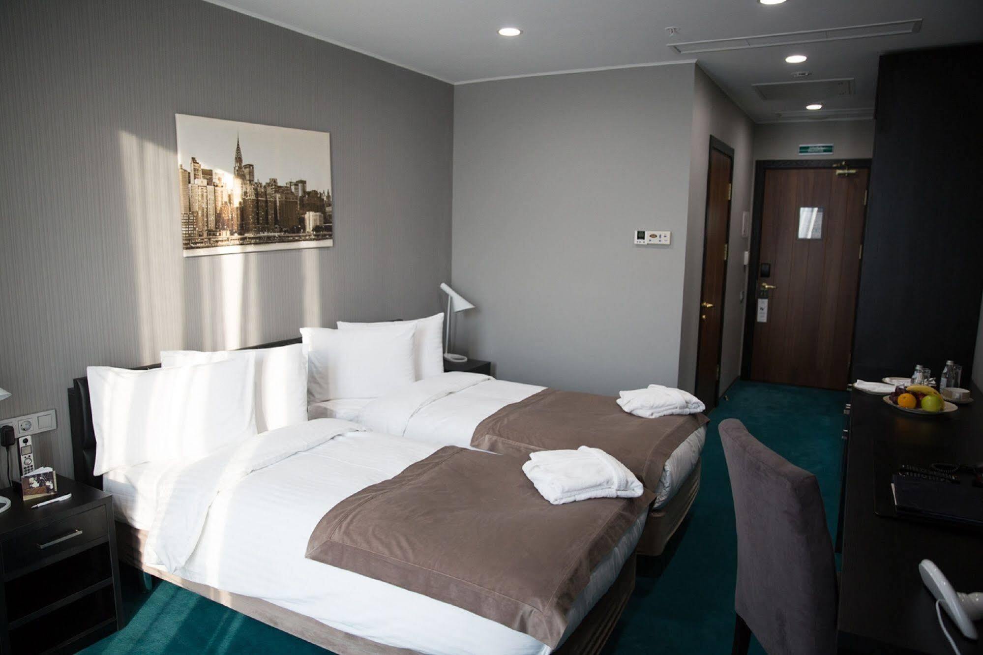 Maqan Hotel Almati Kültér fotó